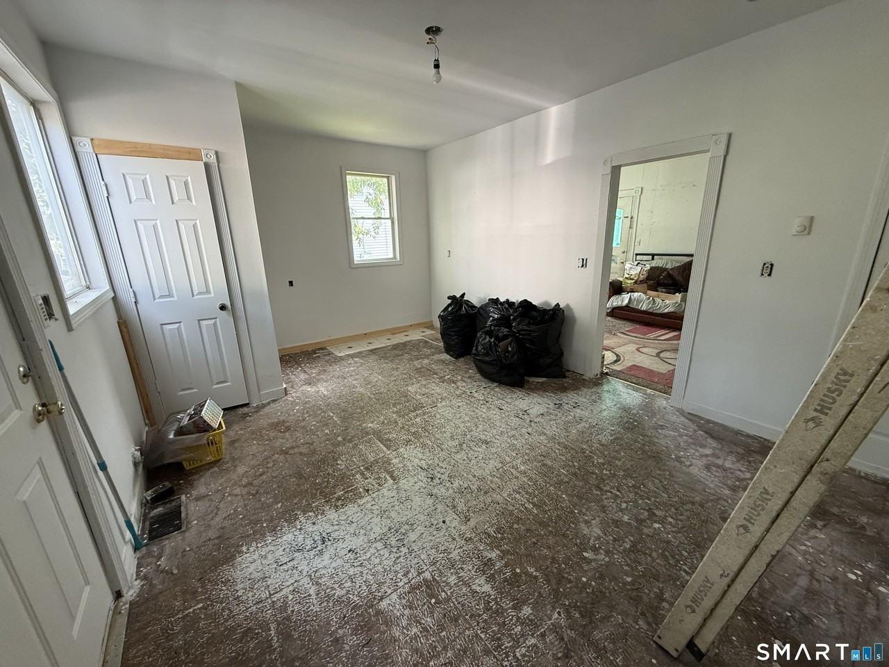 171 Prospect St - Photo 2 of 25