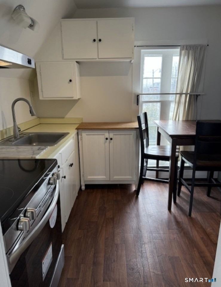 21 Broadway Avenue - Photo 6 of 12