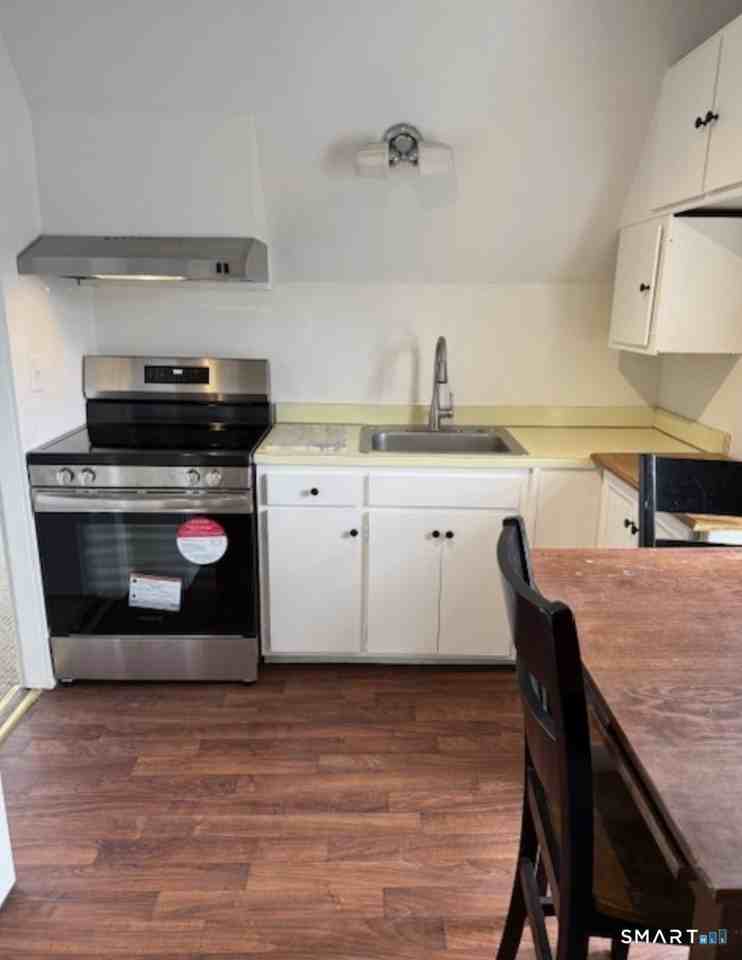 21 Broadway Avenue - Photo 7 of 12