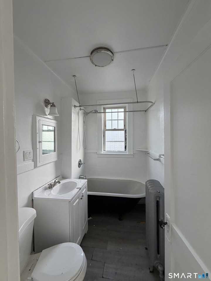 106 Wadsworth St #C2 - Photo 4 of 8