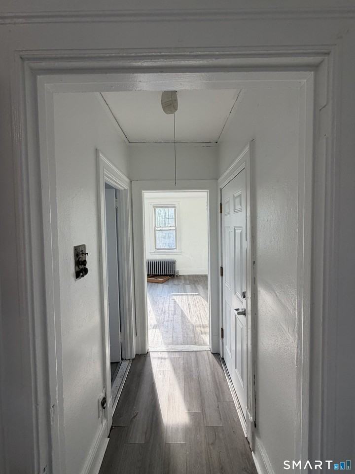 106 Wadsworth St #C2 - Photo 5 of 8