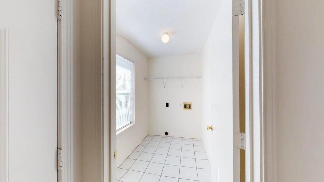 895 Silverwood #3 - Photo 2 of 11