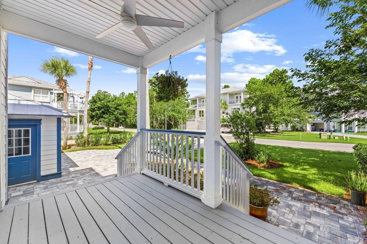 92 Cypress Breeze Dr - Photo 5 of 50