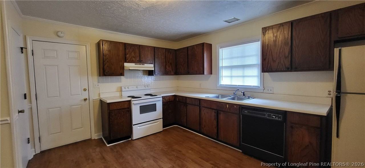 1005 N Elm St #26 - Photo 3 of 5