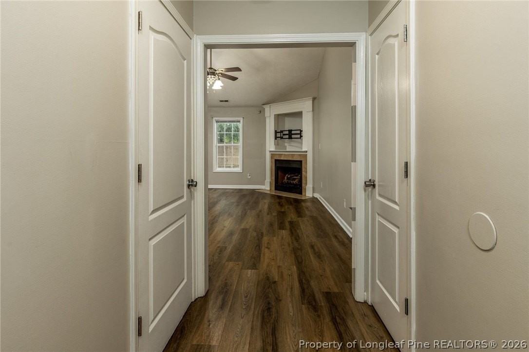 300 Pageant Ct - Photo 4 of 27
