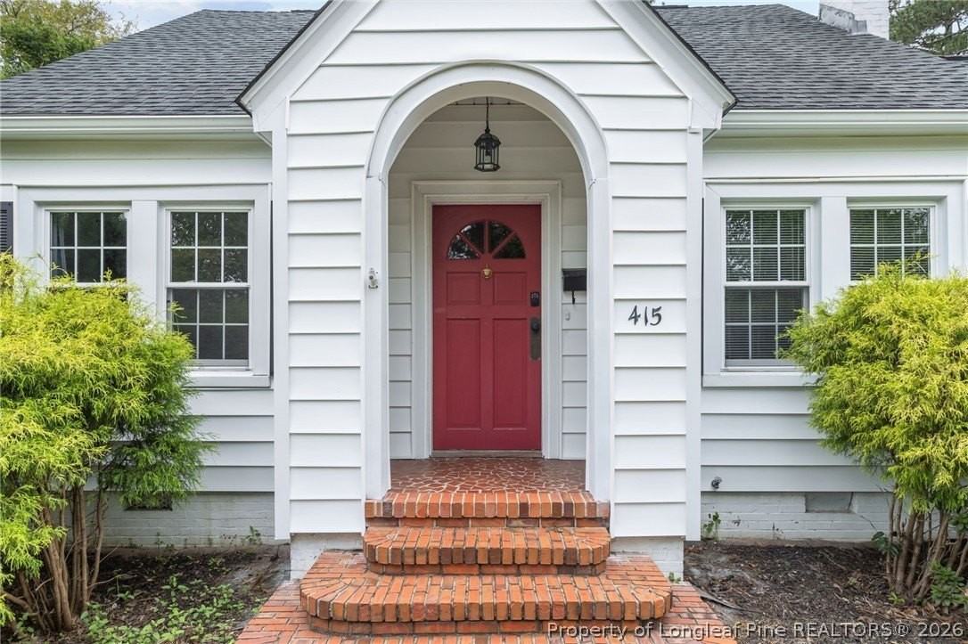 415 Cape Fear Ave - Photo 4 of 44