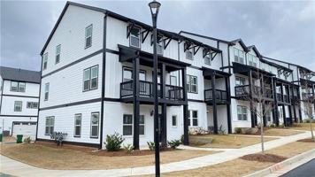 featured image of 1040 Knoxboro Ln