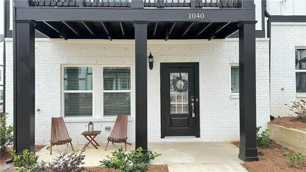 1040 Knoxboro Ln - Photo 2 of 38
