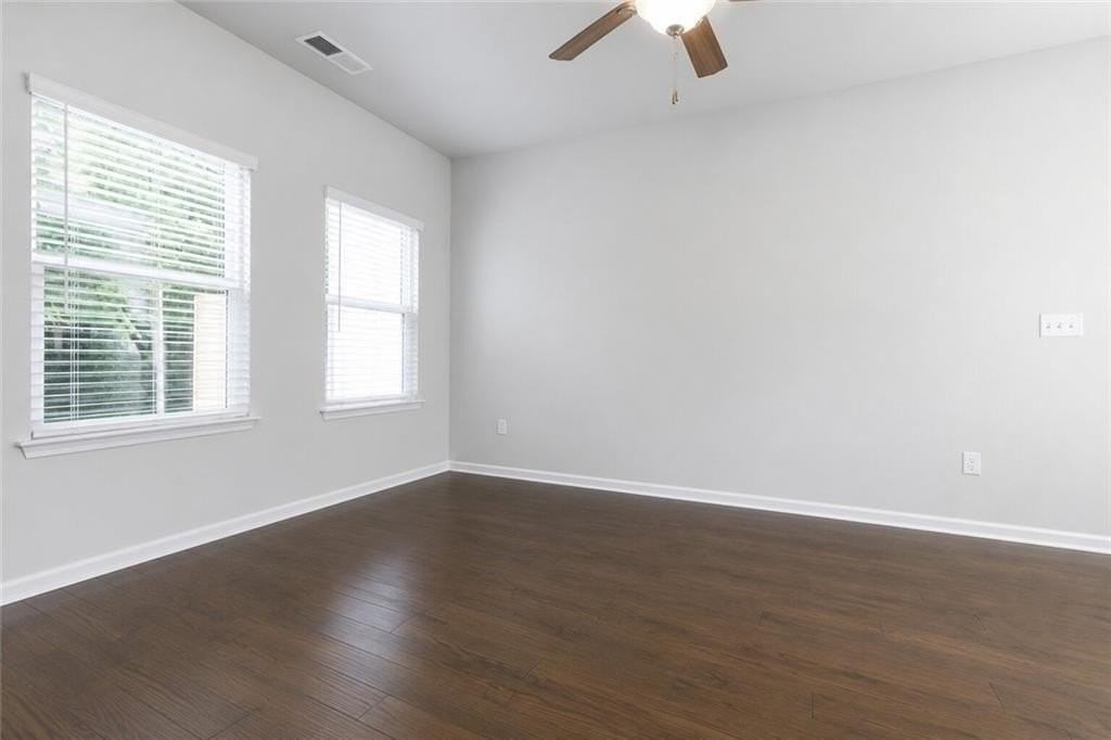 3370 Highbury Way - Photo 4 of 13