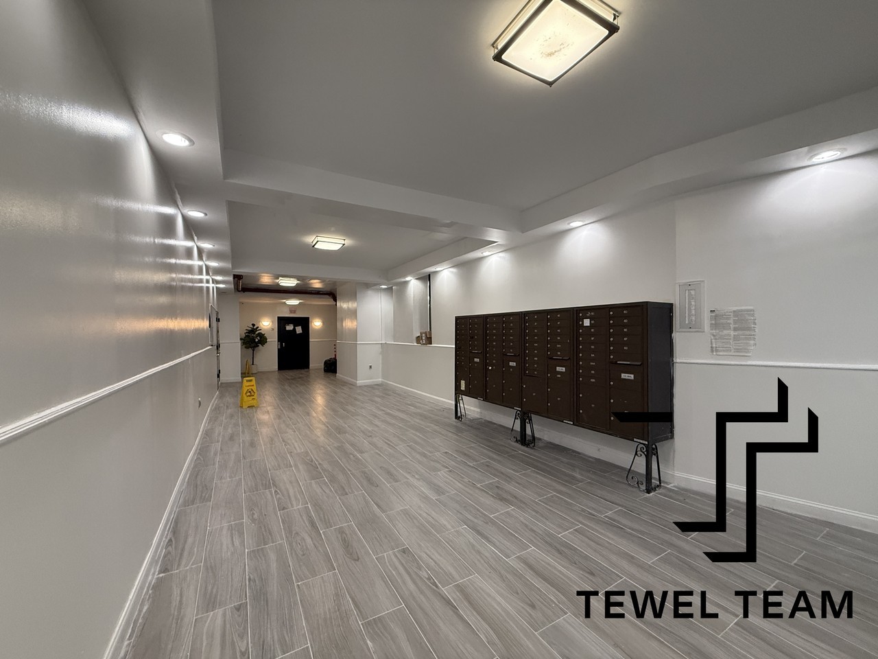 736 Riverside Drive #1cc - Photo 6 of 11