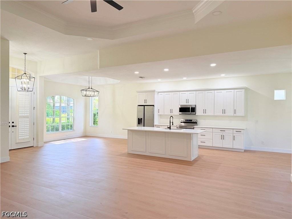 11001 Sea Tropic Ln - Photo 3 of 26