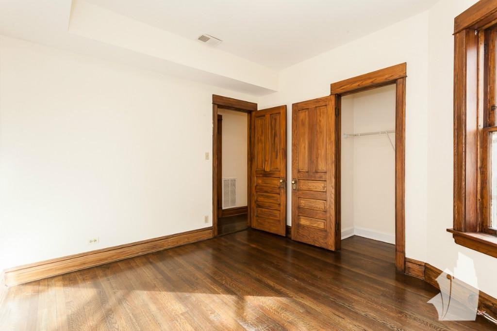 3047 W Logan Blvd #3047G - Photo 5 of 10