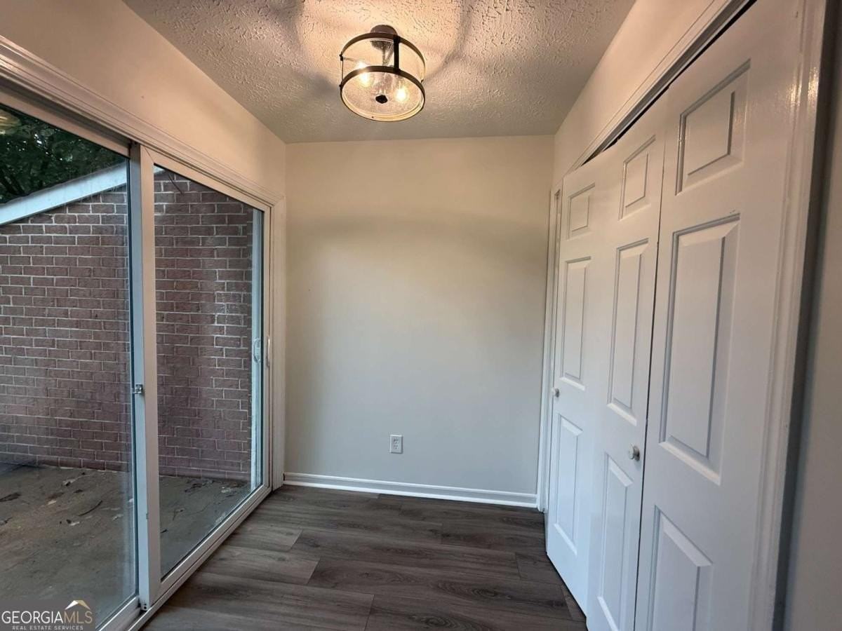 291 W Johnson St #409 - Photo 6 of 10