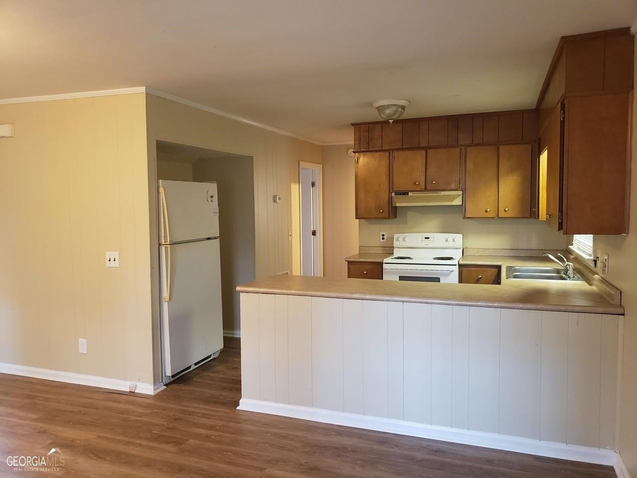418 Country Club Rd - Photo 7 of 13