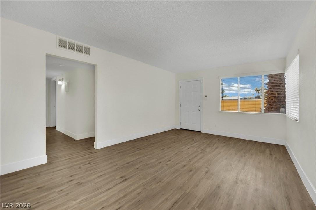 1304 Rexford Pl #1 - Photo 6 of 25