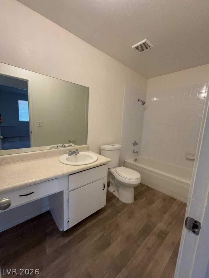 4955 Jeffreys St #212 - Photo 6 of 7