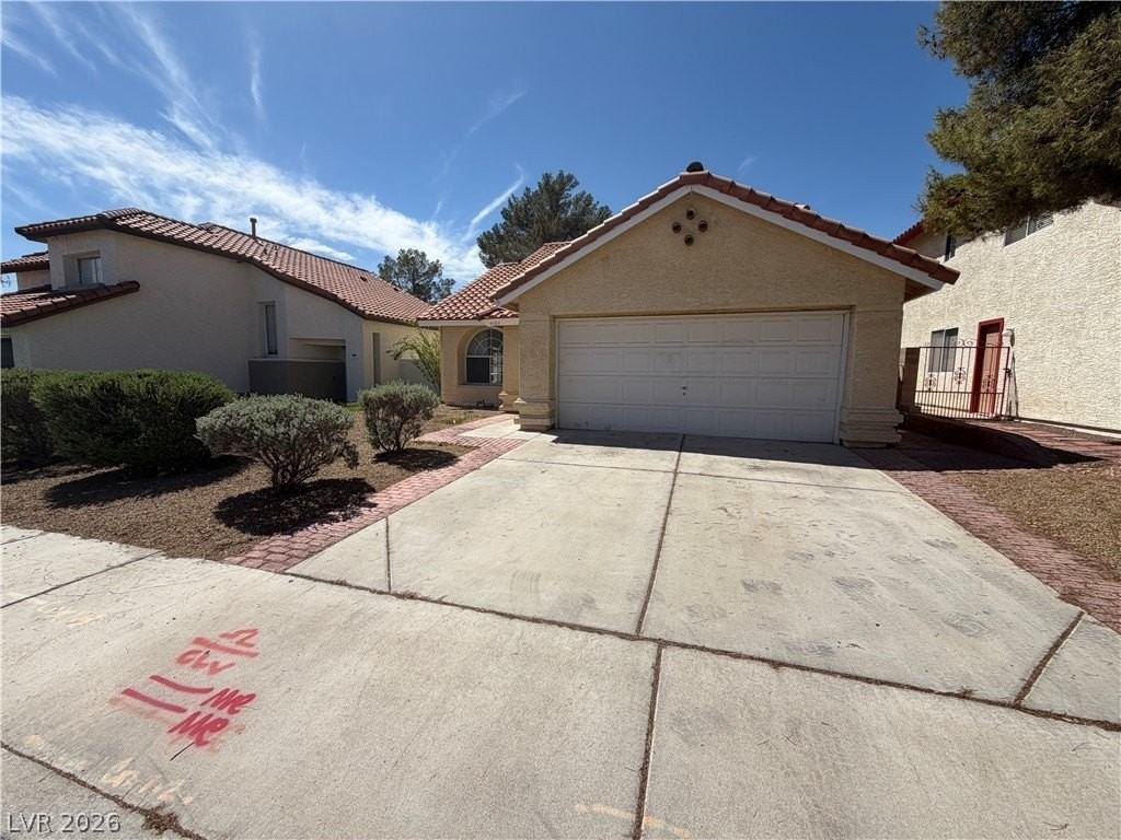 9509 Swan Bay Dr - Photo 2 of 50