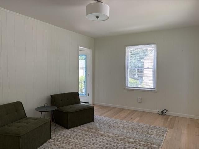 715 Linda Vista St - Photo 2 of 27