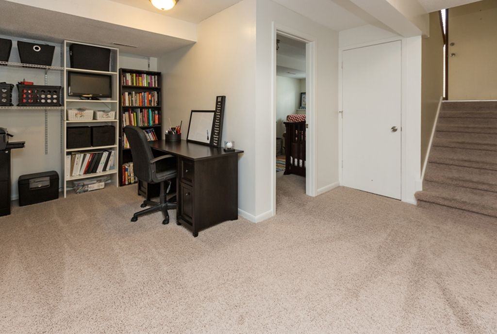 8302 Twana Dr #1 - Photo 4 of 12