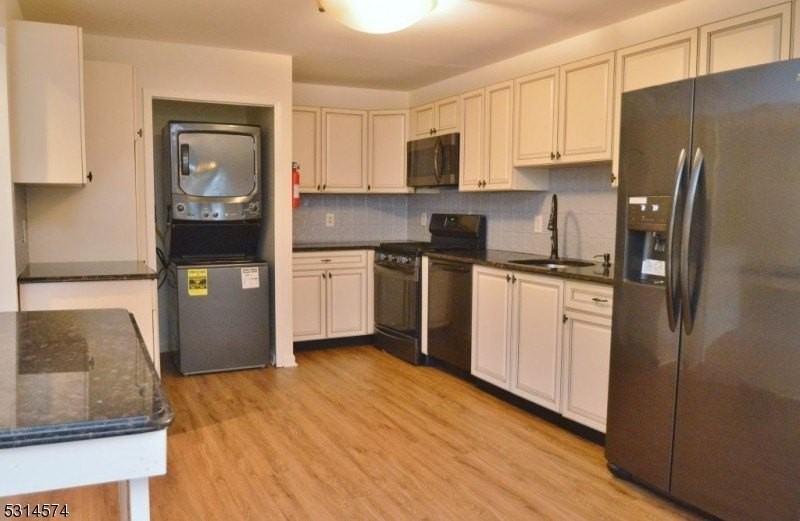 3 Donna Dr - Photo 2 of 19