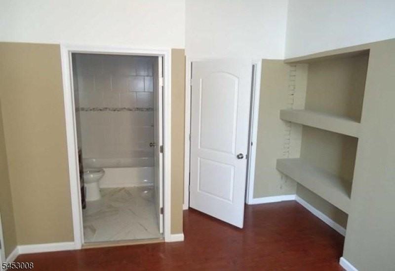 55 Westervelt Ave - Photo 6 of 8