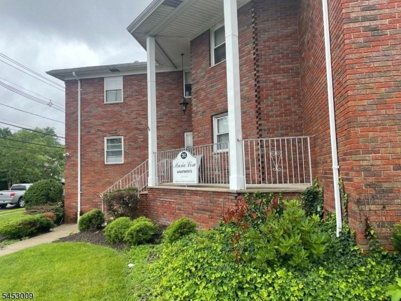 281 Bloomfield Ave