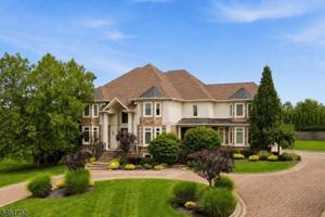 featured image of 14 Michelle Ln