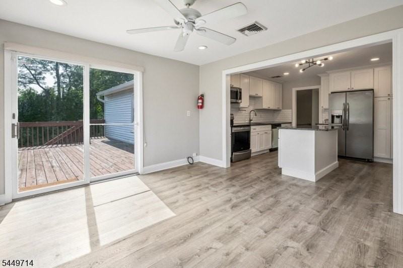 2 Stiles Ln - Photo 6 of 34