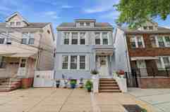 211 Mcadoo Ave - Photo 1 of 1