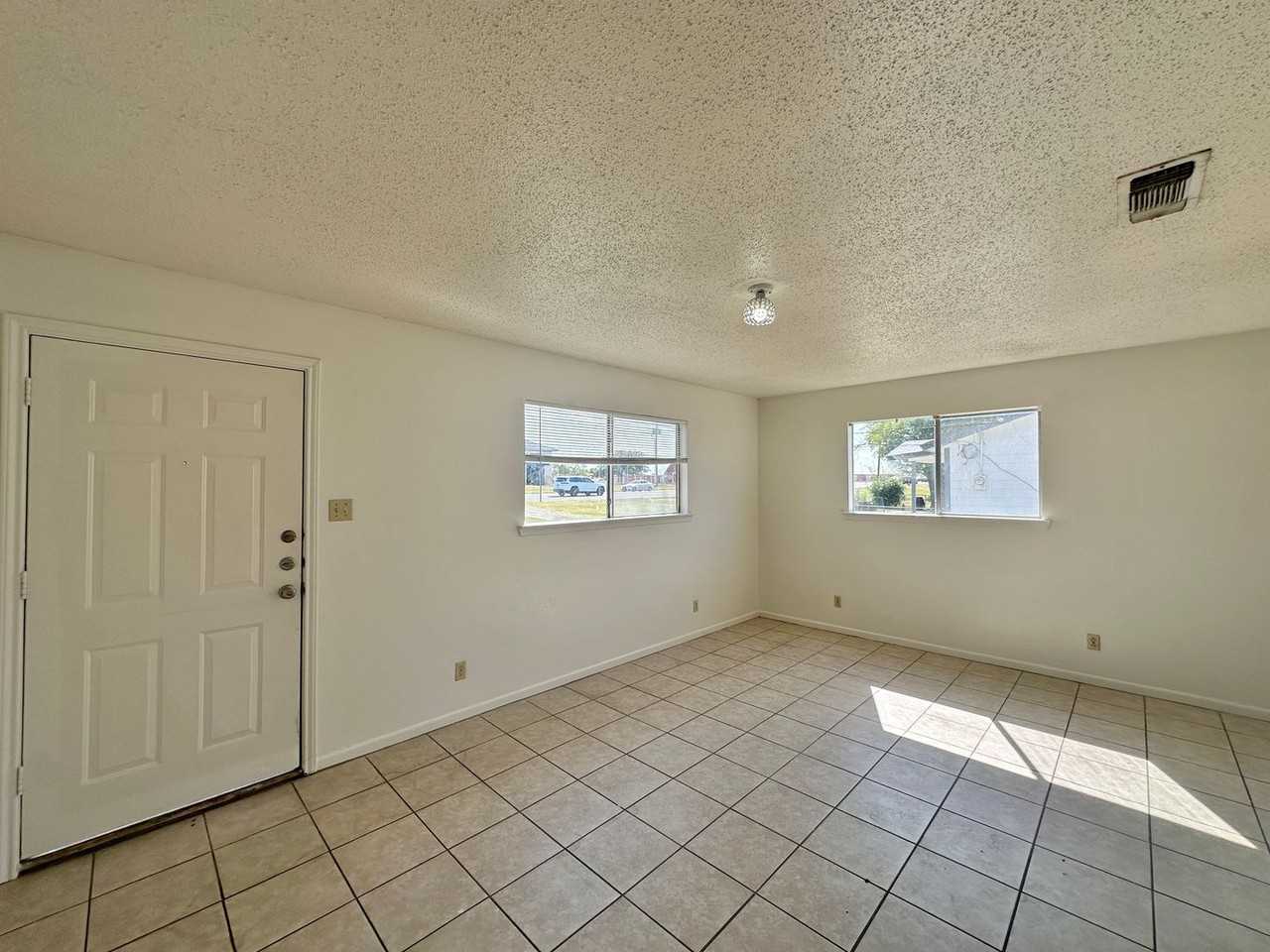 1313 W Stan Schlueter Loop - Photo 5 of 21