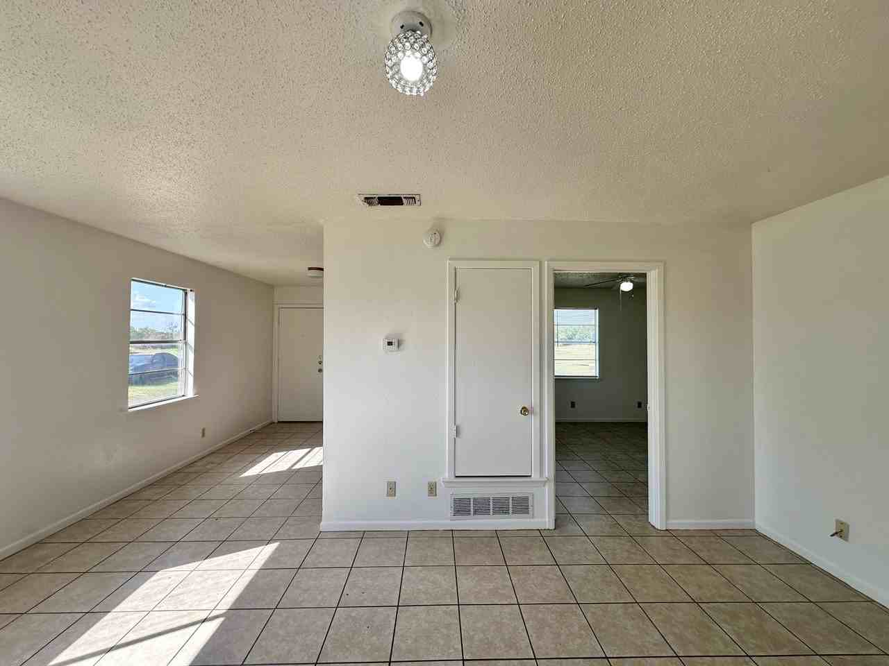 1313 W Stan Schlueter Loop - Photo 6 of 21