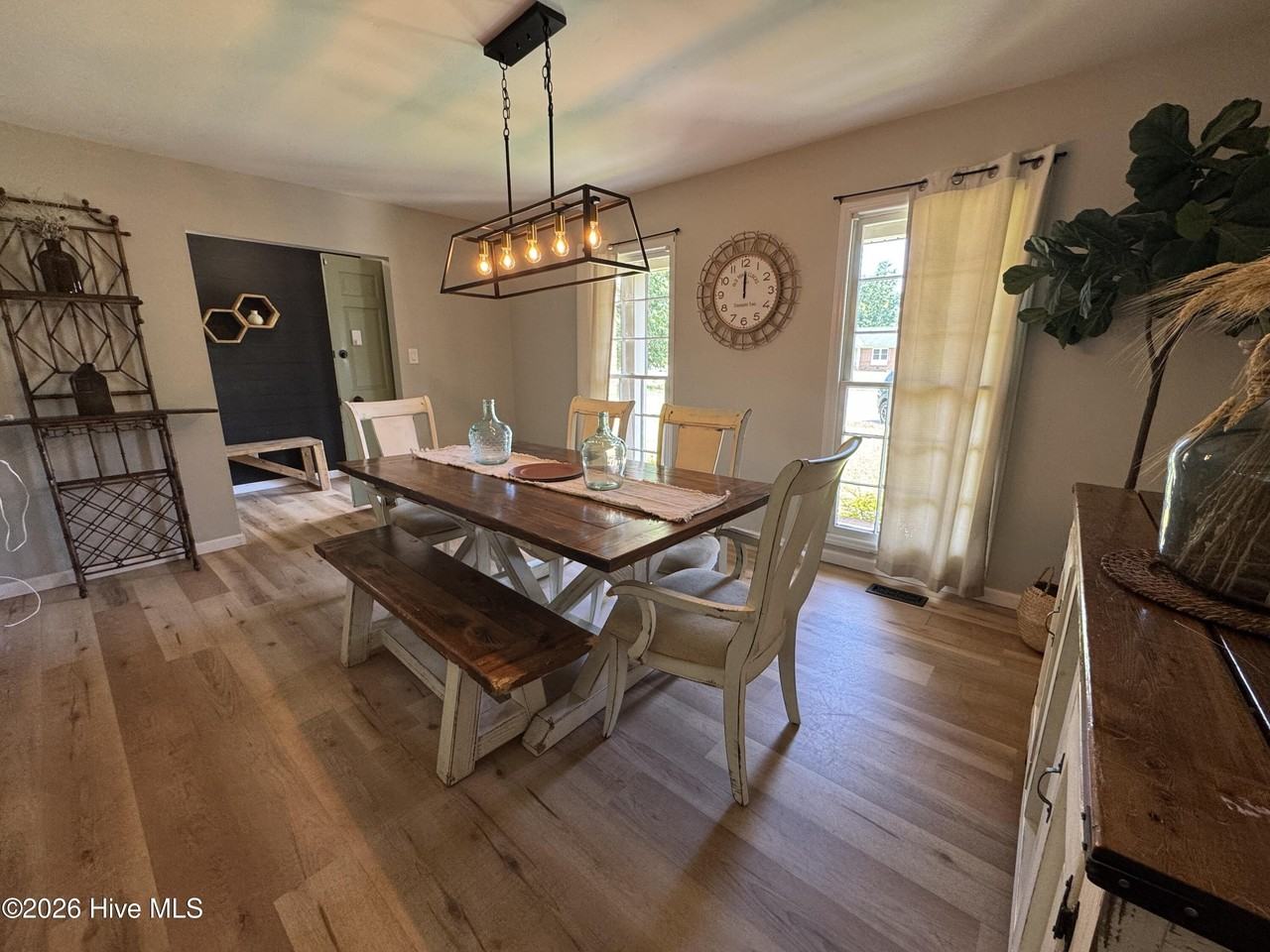 108 Ronny Ct - Photo 4 of 13