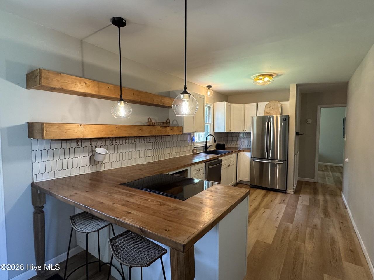 108 Ronny Ct - Photo 6 of 13