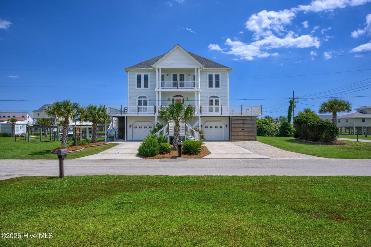 306 Marina Way - Photo 3 of 50