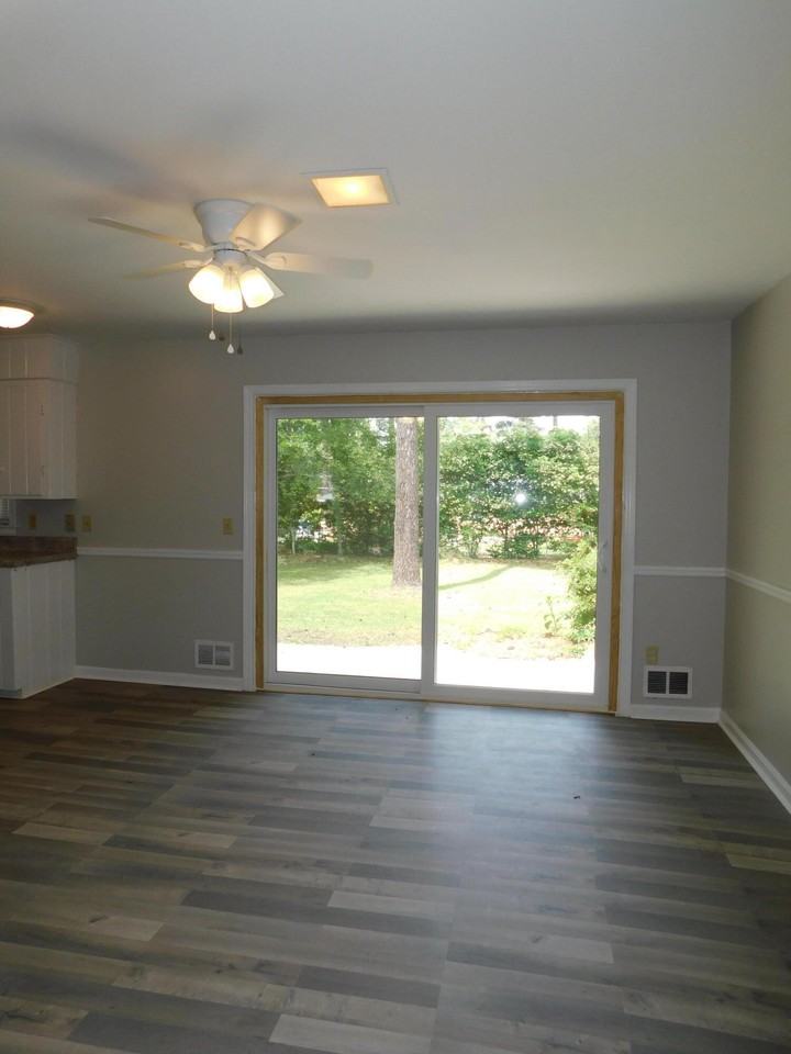 2921 Stratford Dr - Photo 6 of 24