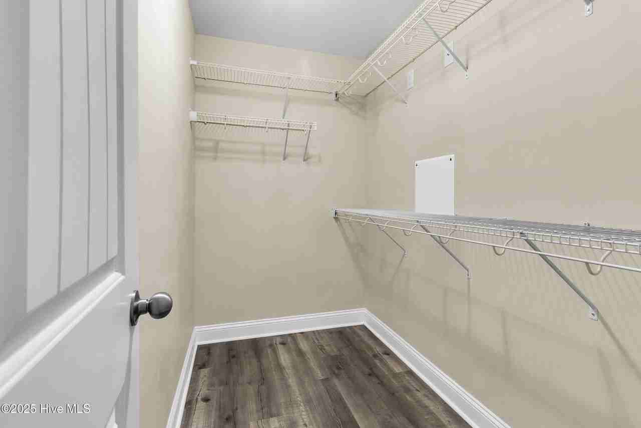 117 Fairview St - Photo 6 of 26