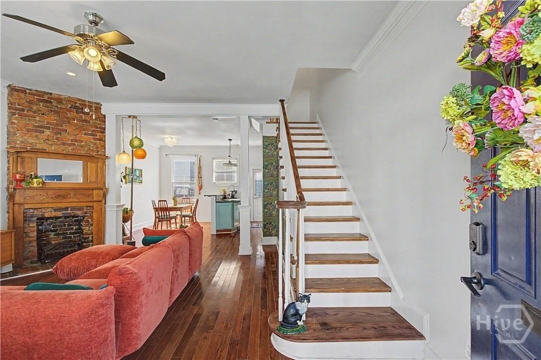 1410 Jefferson St - Photo 6 of 50