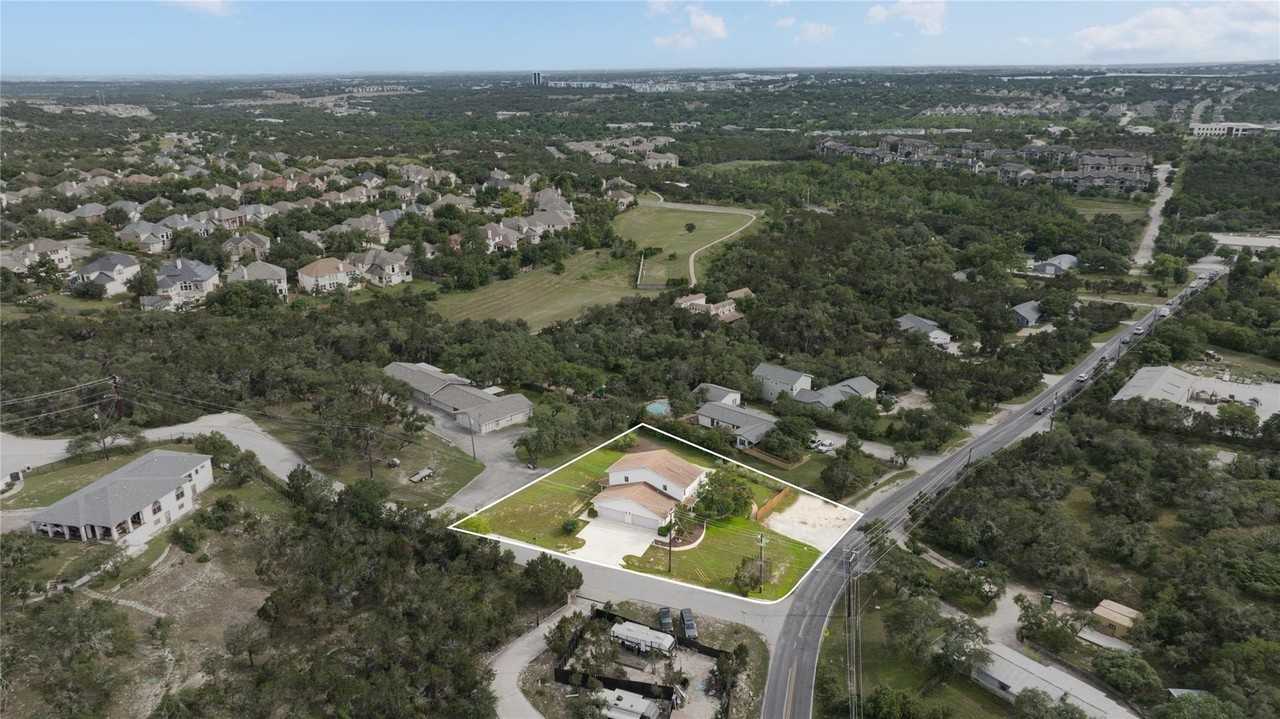 5500 Sunset Rdg - Photo 3 of 16