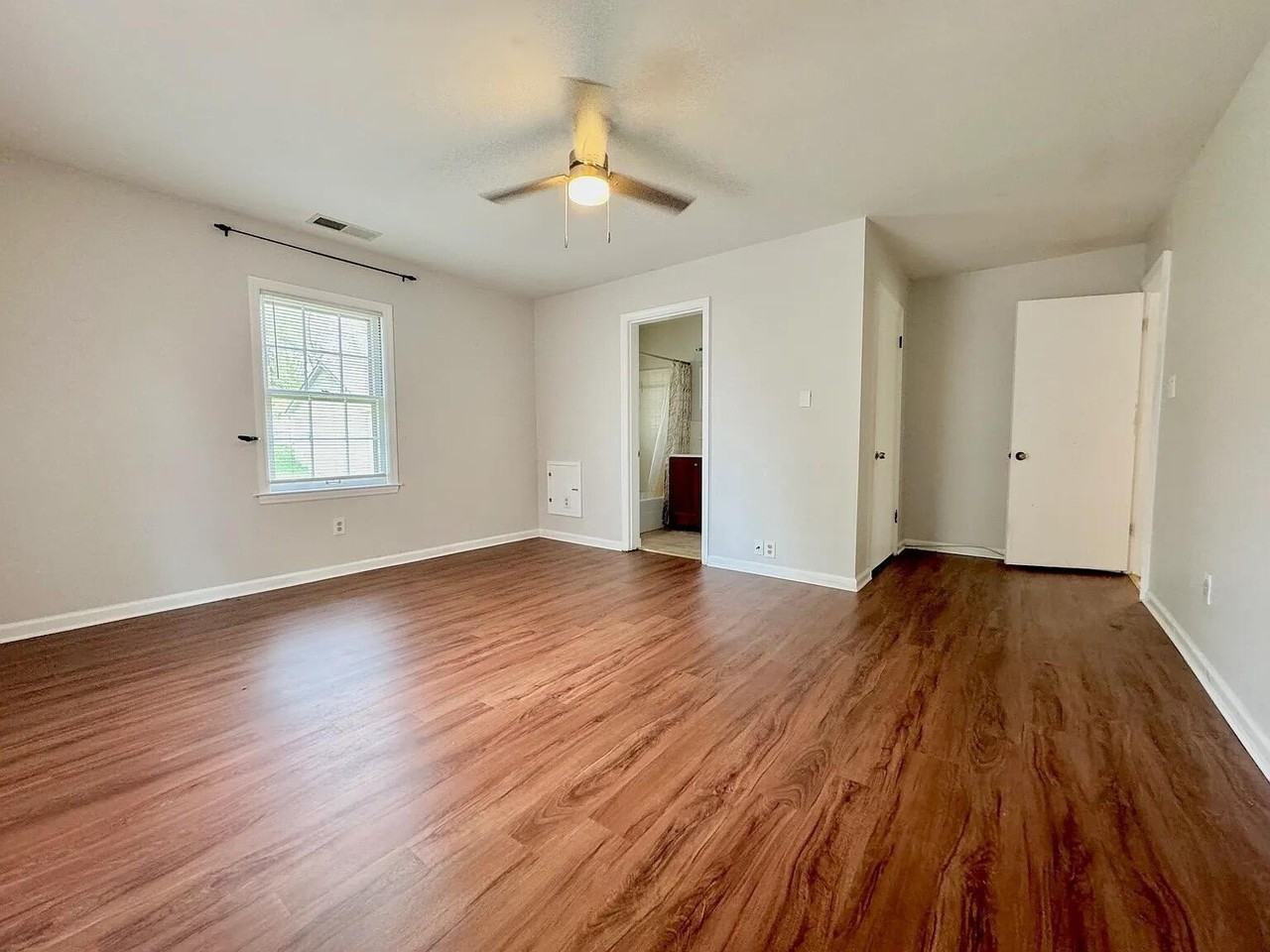 451 Bob O Link Dr - Photo 6 of 33