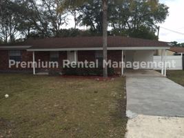 featured image of 247 Oakwood Dr
