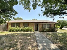 1524 Linda Ln - Photo 1 of 1