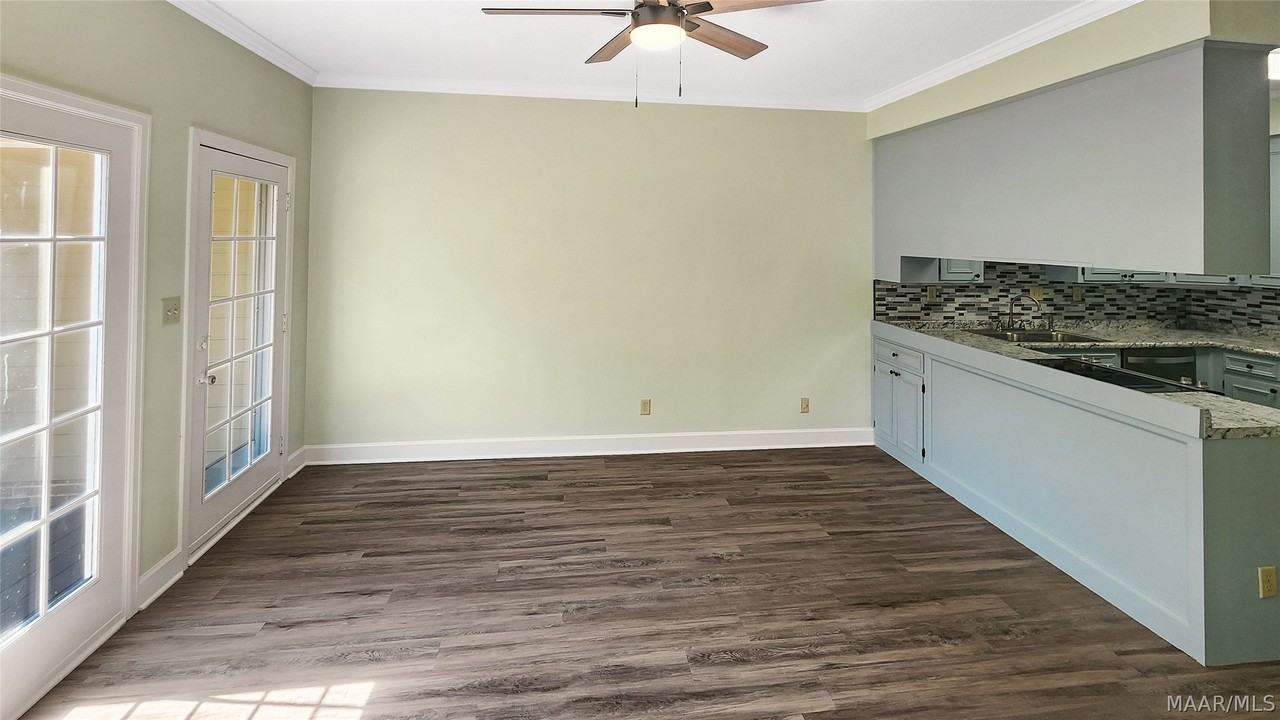 2067 Hazel Hedge Ln - Photo 7 of 27