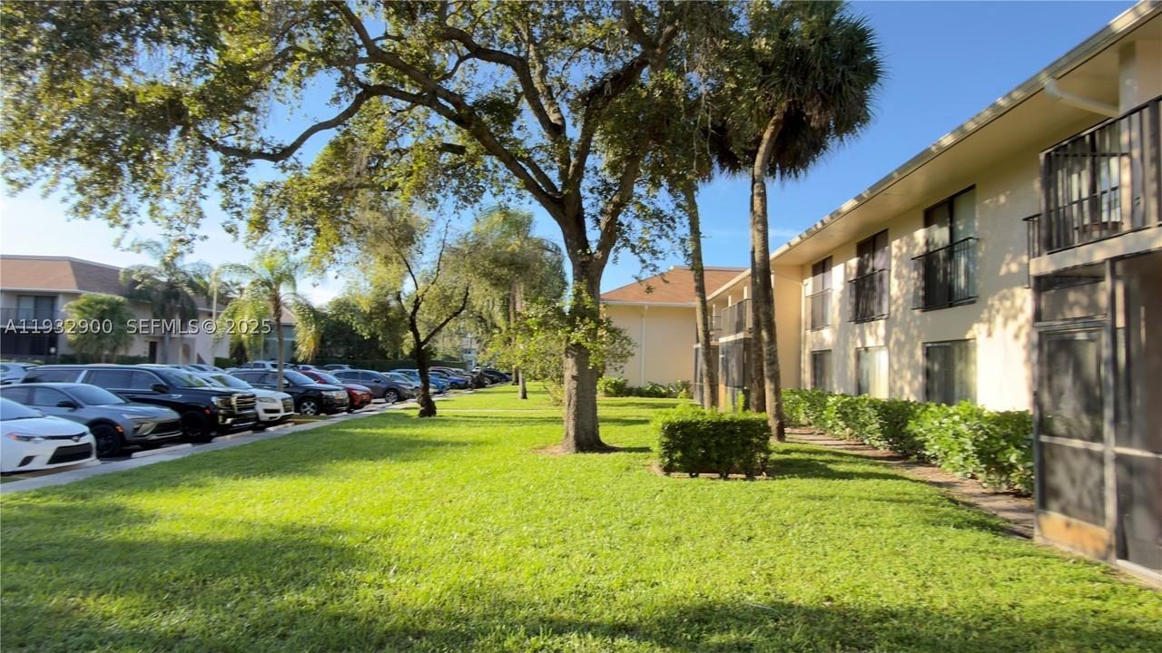 5855 Washington St #90 - Photo 2 of 20