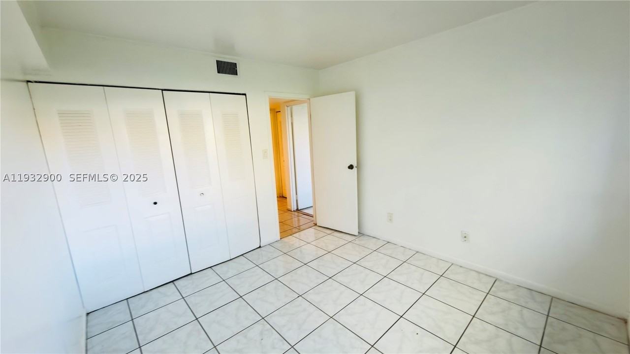 5855 Washington St #90 - Photo 5 of 20