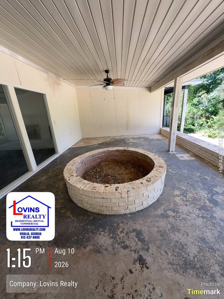 405 W 9th St #1 - Photo 2 of 10
