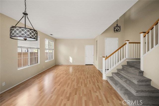 11645 Maynard Ave - Photo 5 of 8