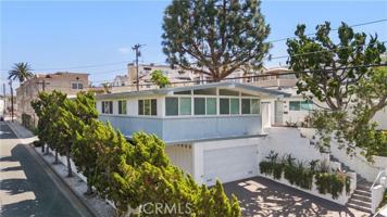 featured image of 3205 Bayside Dr