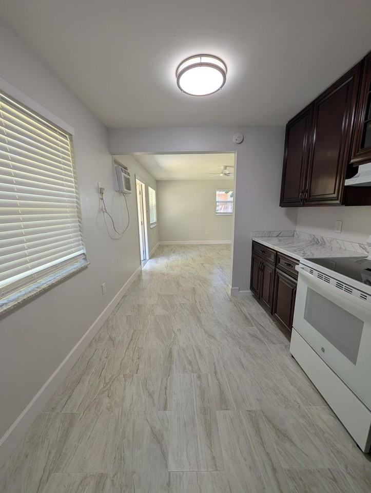3924 7th Ave N - Photo 6 of 26