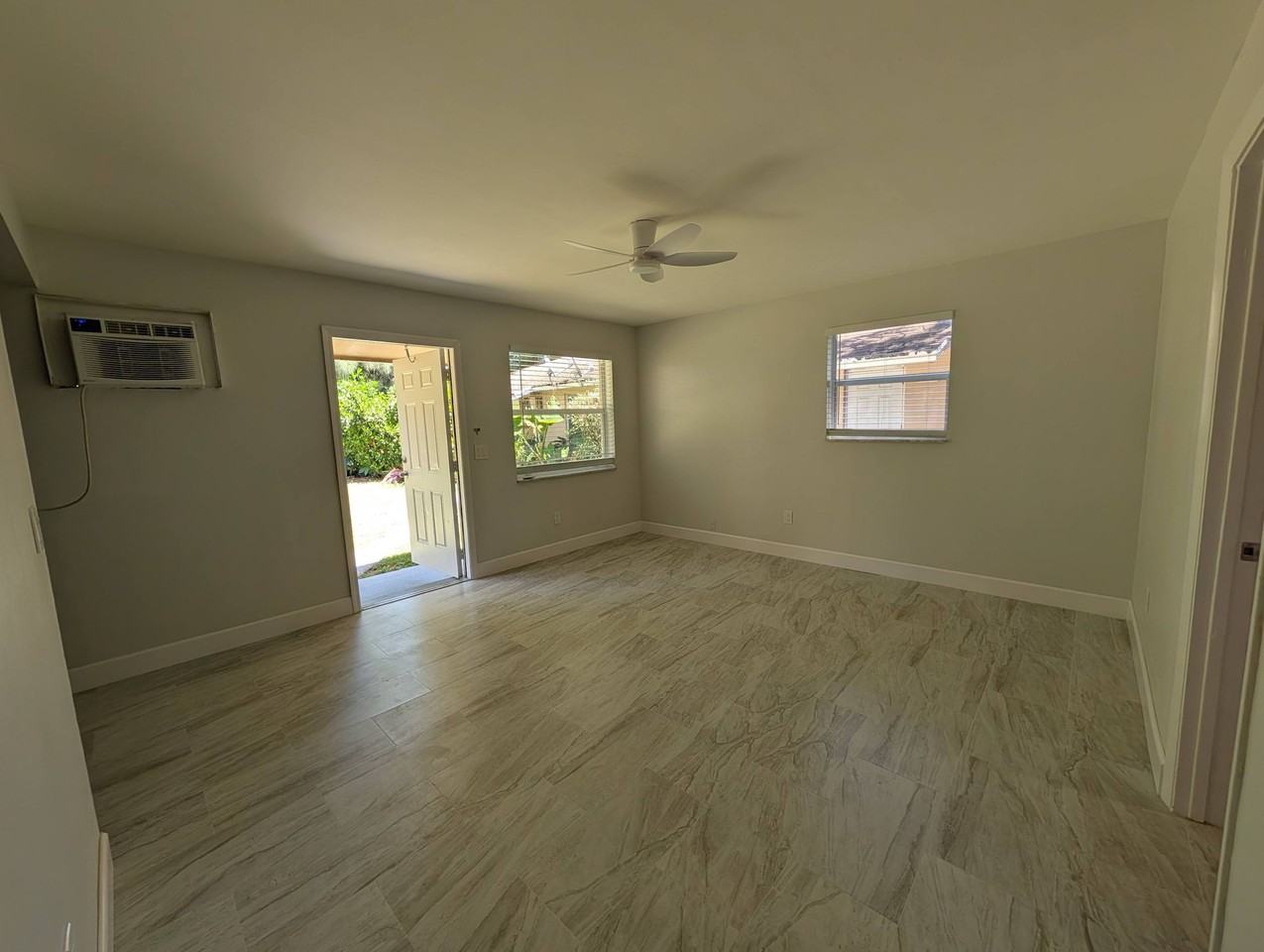 3924 7th Ave N - Photo 7 of 26