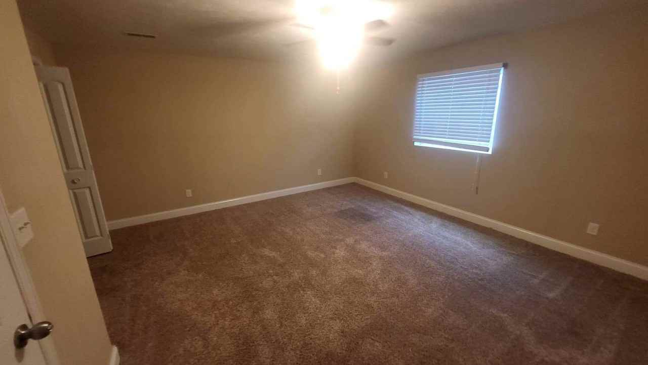 4309 Castle Pines Dr - Photo 7 of 12